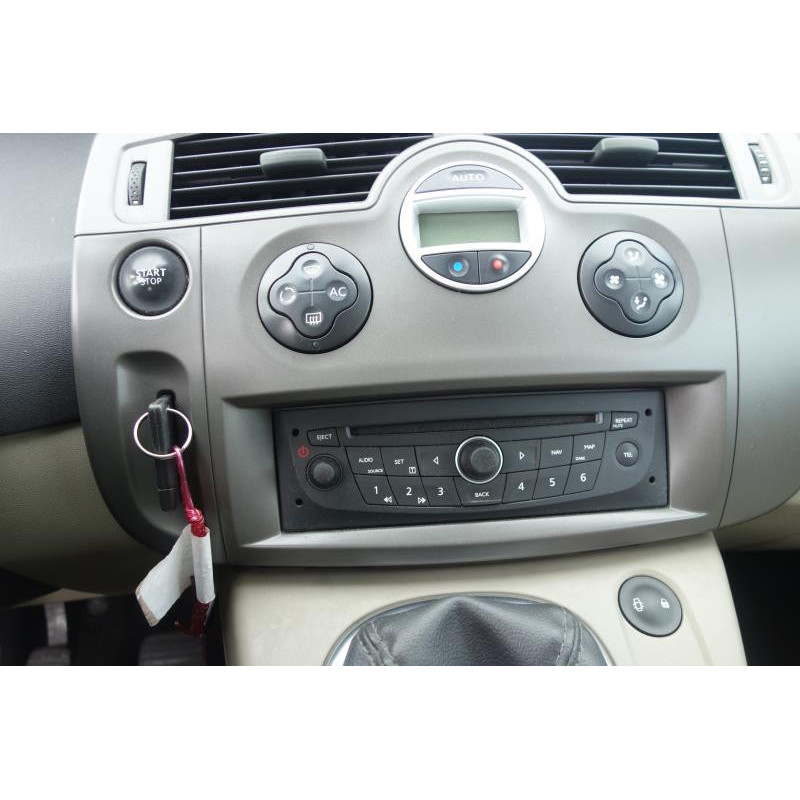 Pompe à carburant RENAULT GRAND SCENIC 2 Photo n°9