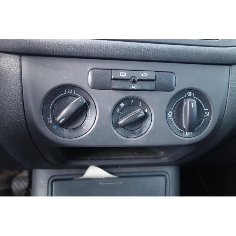 Bouton de warning VOLKSWAGEN GOLF PLUS Photo n°5