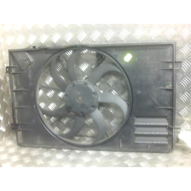 Moto ventilateur radiateur VOLKSWAGEN GOLF PLUS Photo n°1