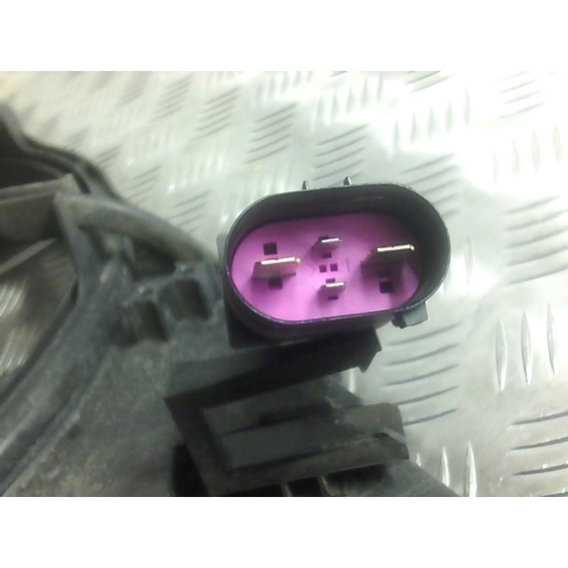 Moto ventilateur radiateur VOLKSWAGEN GOLF PLUS Photo n°2