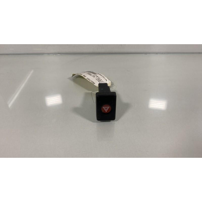 Bouton de warning DACIA LOGAN MCV 1 Photo n°1