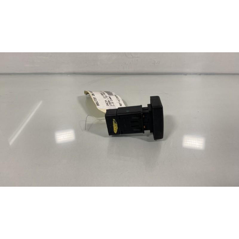 Bouton de warning DACIA LOGAN MCV 1 Photo n°3