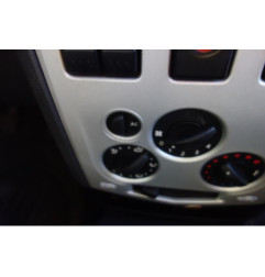 Bouton de warning DACIA LOGAN MCV 1