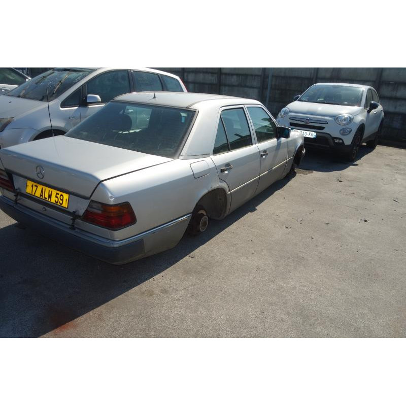 Optique avant secondaire gauche (feux)(clignotant) MERCEDES 300 W124 Photo n°6
