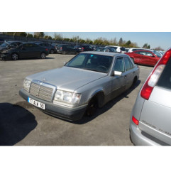 Pretensionneur de ceinture avant gauche MERCEDES 300 W124