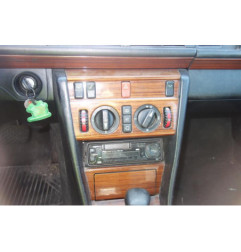 Pretensionneur de ceinture avant gauche MERCEDES 300 W124