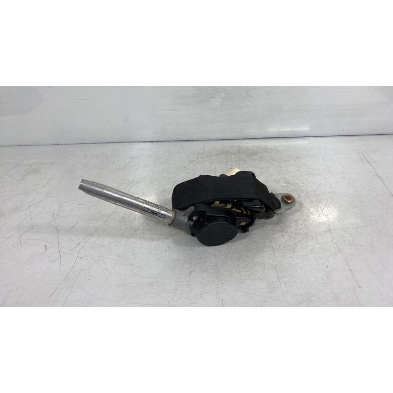 Pretensionneur de ceinture avant gauche MERCEDES 250 W124 Photo n°2