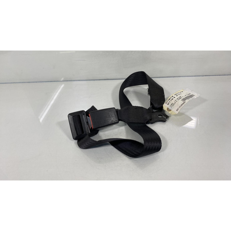 Attache ceinture arriere droit FORD FIESTA 4 Photo n°1