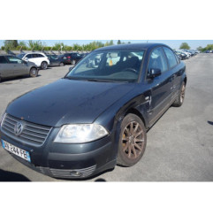 Anti brouillard droit (feux) VOLKSWAGEN PASSAT 4