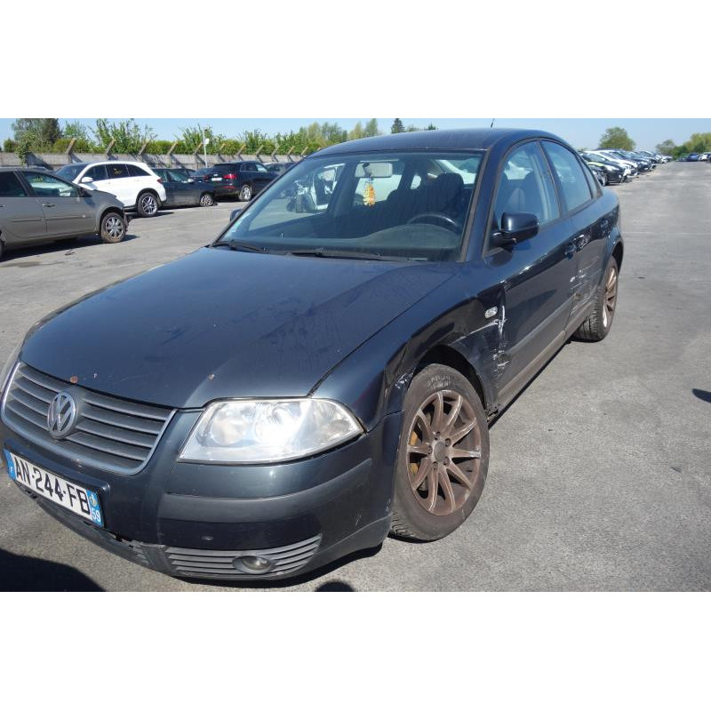 Anti brouillard droit (feux) VOLKSWAGEN PASSAT 4 Photo n°4