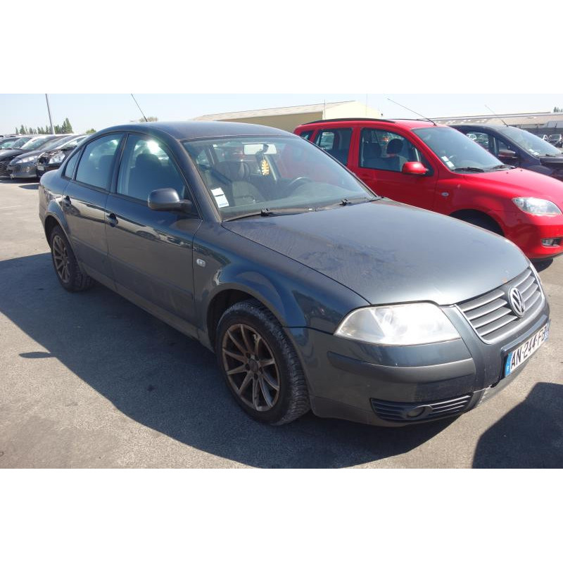 Anti brouillard droit (feux) VOLKSWAGEN PASSAT 4 Photo n°5
