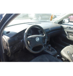 Anti brouillard droit (feux) VOLKSWAGEN PASSAT 4