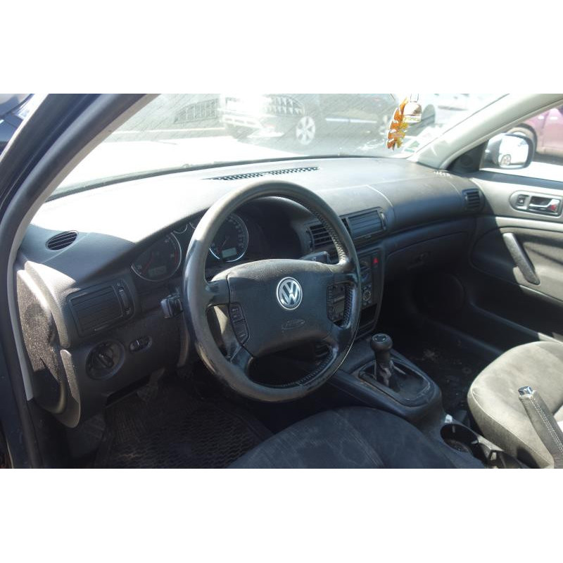 Anti brouillard droit (feux) VOLKSWAGEN PASSAT 4 Photo n°8