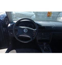 Anti brouillard droit (feux) VOLKSWAGEN PASSAT 4