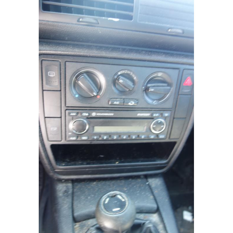Anti brouillard droit (feux) VOLKSWAGEN PASSAT 4 Photo n°13