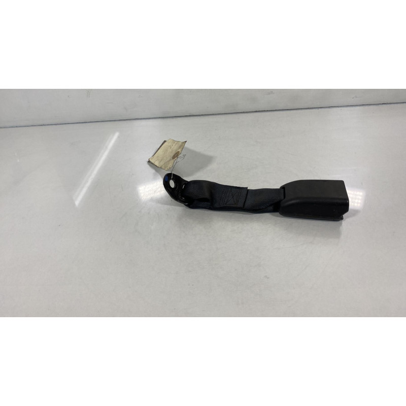 Attache ceinture arriere droit OPEL AGILA B Photo n°3