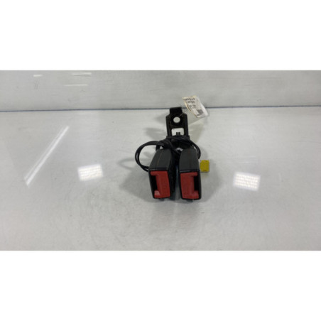 Attache ceinture arriere gauche CITROEN C5 2 Photo n°1