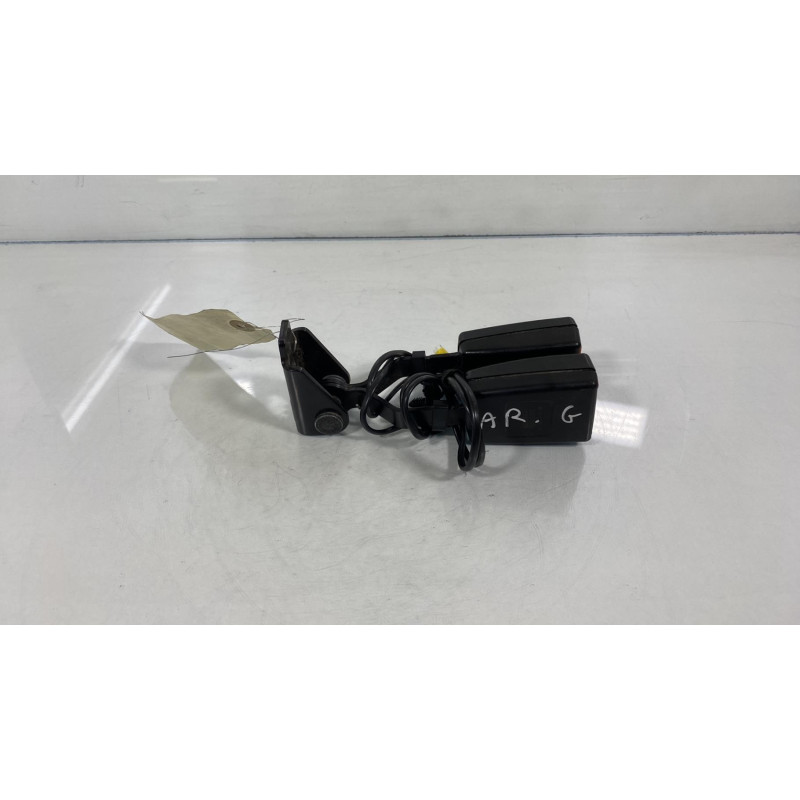 Attache ceinture arriere gauche CITROEN C5 2 Photo n°2