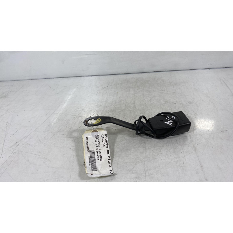 Attache ceinture avant gauche CHEVROLET MATIZ 2 Photo n°2