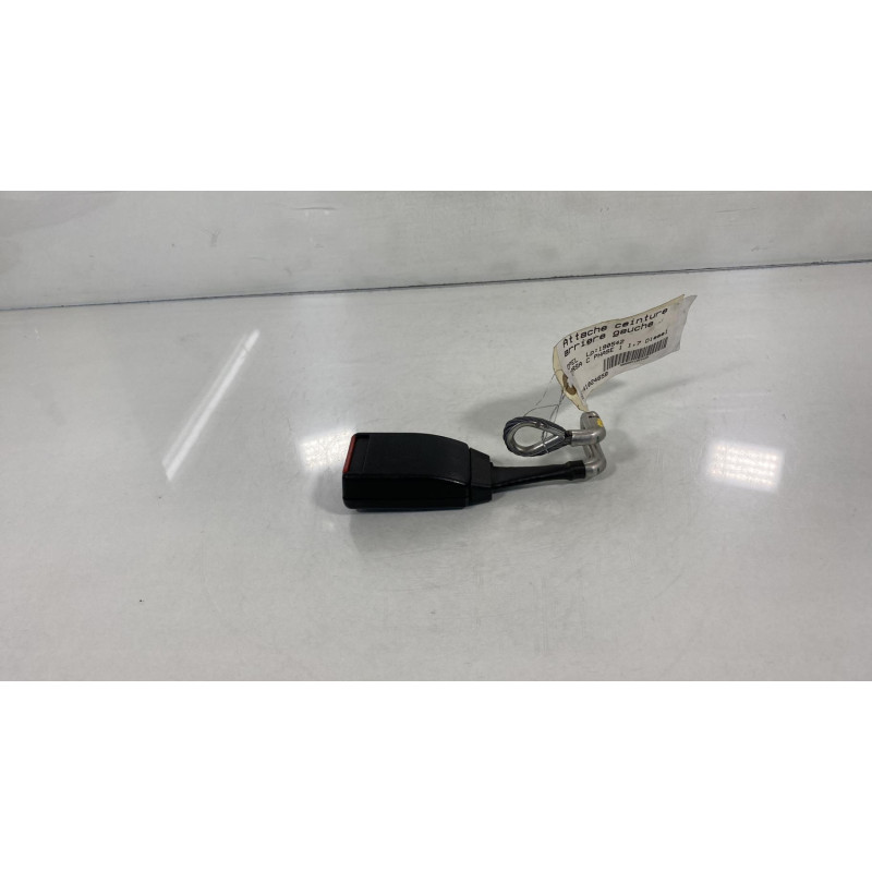 Attache ceinture arriere gauche OPEL CORSA C Photo n°2