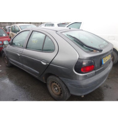 Porte avant droit RENAULT MEGANE 1