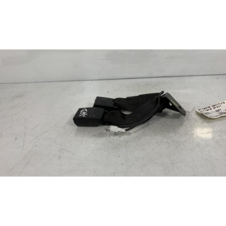 Attache ceinture arriere droit NISSAN QASHQAI 1 Photo n°1