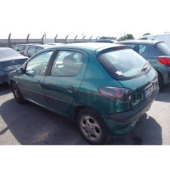Attache ceinture arriere droit PEUGEOT 206