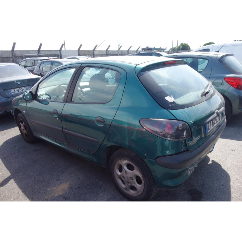 Attache ceinture arriere droit PEUGEOT 206 Photo n°6