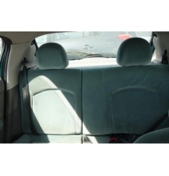 Attache ceinture arriere droit PEUGEOT 206