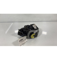 Pretensionneur de ceinture avant droit SKODA OCTAVIA 1