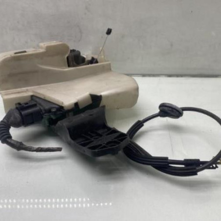 Serrure avant droit VOLKSWAGEN PASSAT 4