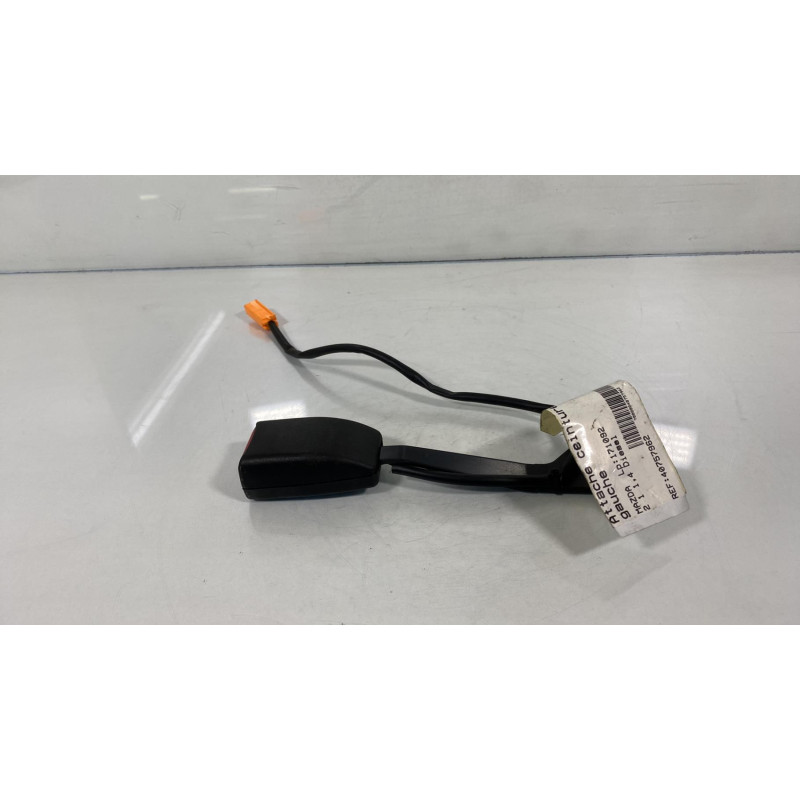 Attache ceinture avant gauche MAZDA 2 1 Photo n°2