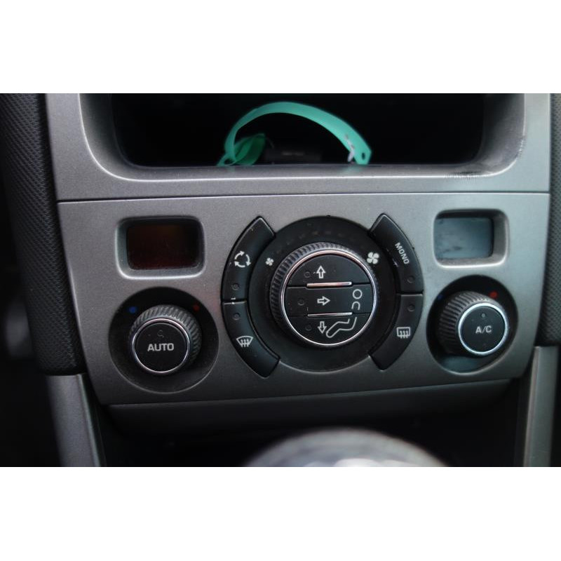 Trappe d'essence PEUGEOT 308 1 Photo n°9