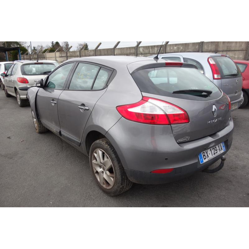Fermeture de capot RENAULT MEGANE 3 Photo n°8