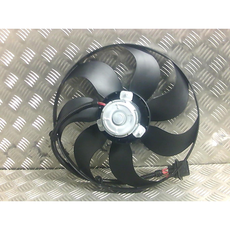Moto ventilateur radiateur VOLKSWAGEN GOLF 6 Photo n°1