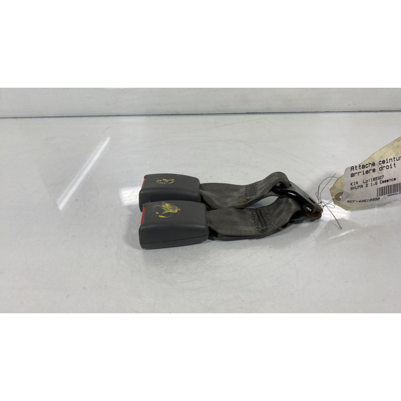 Attache ceinture arriere droit KIA SHUMA 2 Photo n°1