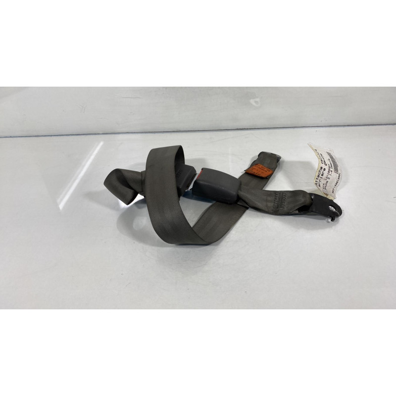 Attache ceinture arriere gauche KIA SHUMA 2 Photo n°1