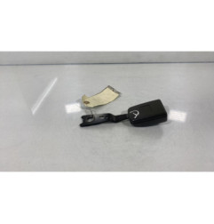 Attache ceinture avant droit KIA SHUMA 2 Photo n°1