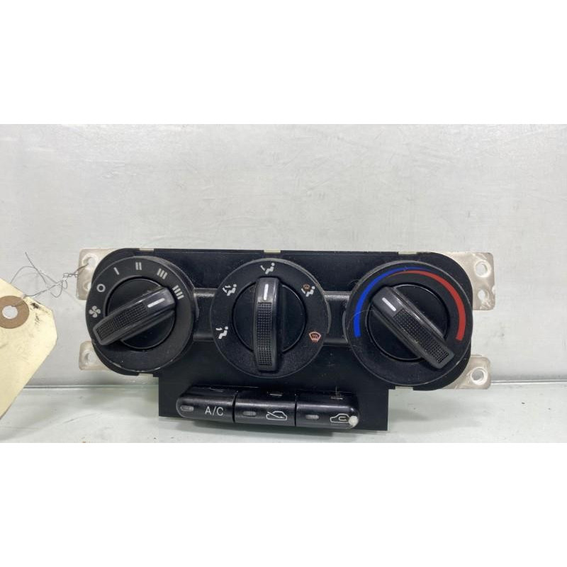 Commande chauffage KIA SHUMA 2 Photo n°2