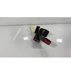 Attache ceinture arriere gauche AUDI A4 1 Photo n°1