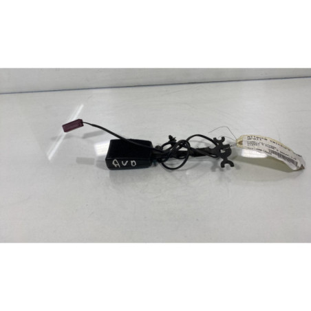Attache ceinture avant droit FORD MONDEO 3 Photo n°1