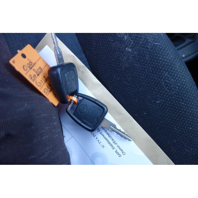 Ceinture arriere droit OPEL ZAFIRA A Photo n°10