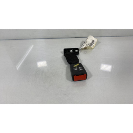 Attache ceinture arriere droit FIAT BRAVO 2 Photo n°1