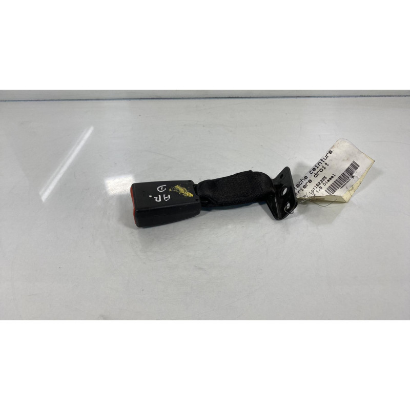 Attache ceinture arriere droit FIAT BRAVO 2 Photo n°2
