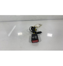 Attache ceinture avant droit FIAT BRAVO 2