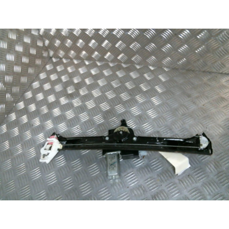 Leve vitre electrique avant droit FIAT BRAVO 2 Photo n°1