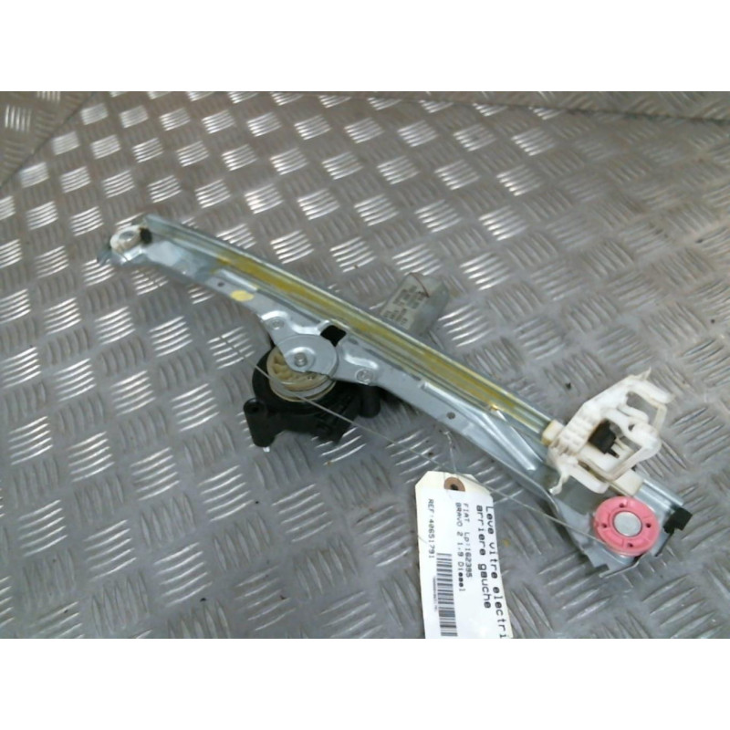 Leve vitre electrique arriere gauche FIAT BRAVO 2 Photo n°2