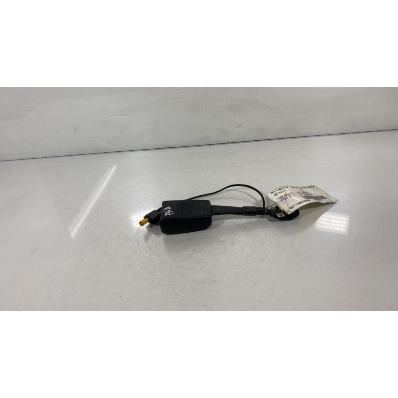Attache ceinture avant droit CHEVROLET AVEO 2 Photo n°2