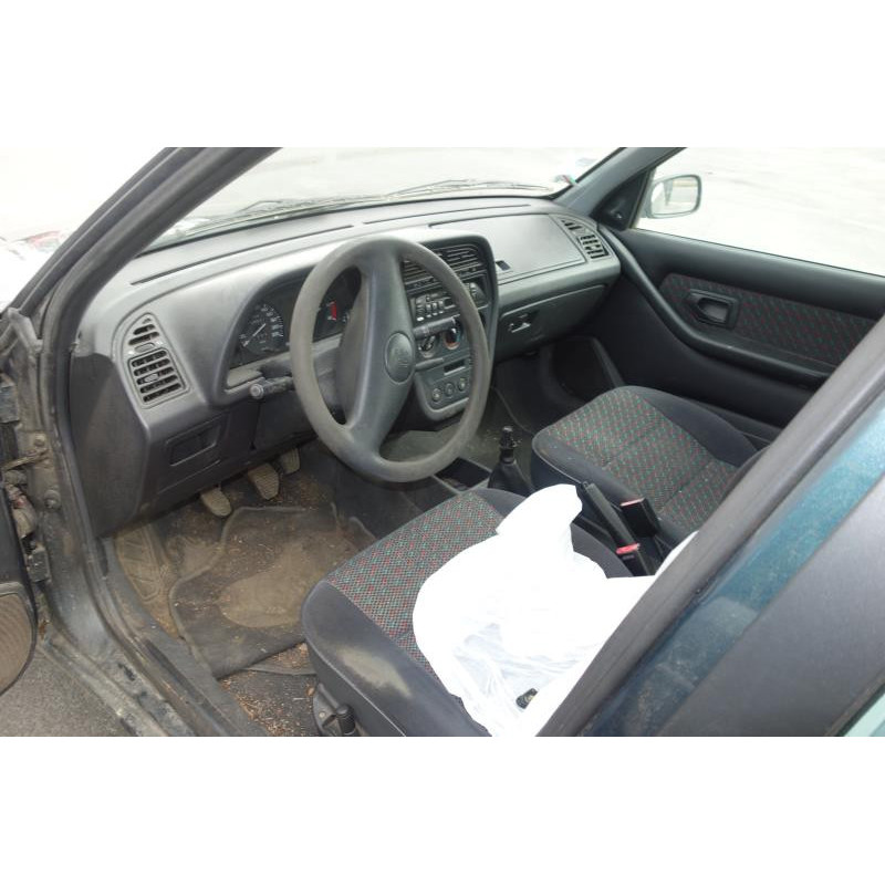 Ceinture avant droit PEUGEOT 306 Photo n°8