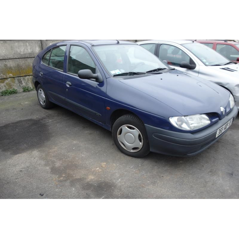Boitier de prechauffage RENAULT MEGANE 1 Photo n°4